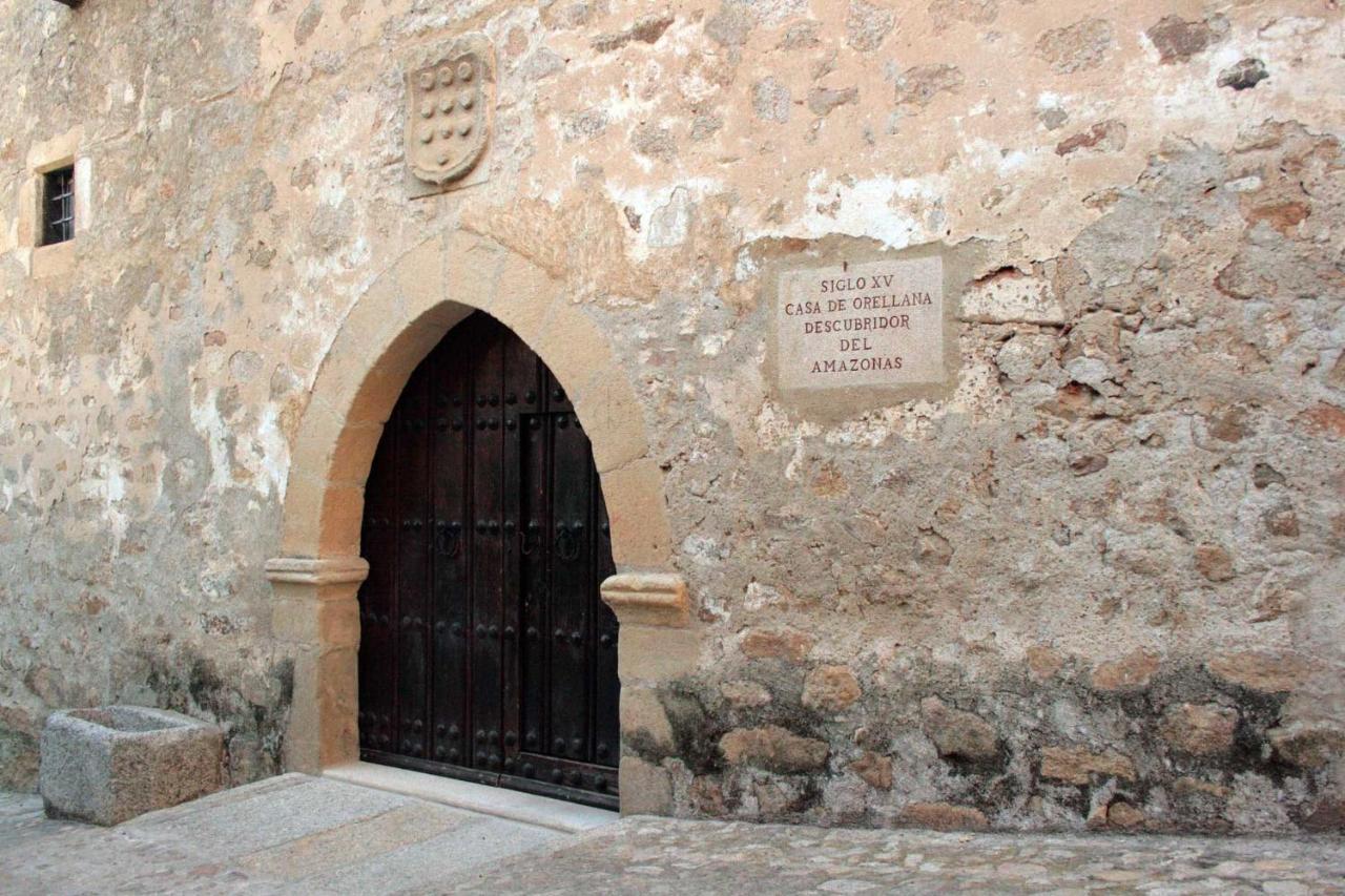 Hotel Boutique Casa De Orellana Trujillo Exterior photo